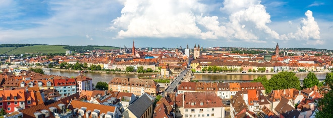 Sind Sie auf der Suche nach einem Anwalt für Arbeitsrecht in Würzburg, erhalten Sie hier wertvolle Tipps.