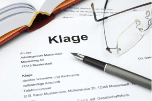 Fallen bei der Kündigungsschutzklage an Kosten und wer muss sie tragen?